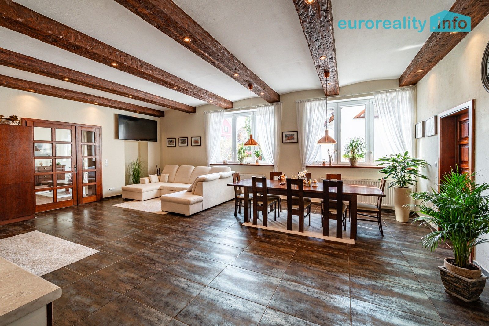 Prodej rodinný dům - Pivovarská, Chodová Planá, 274 m²