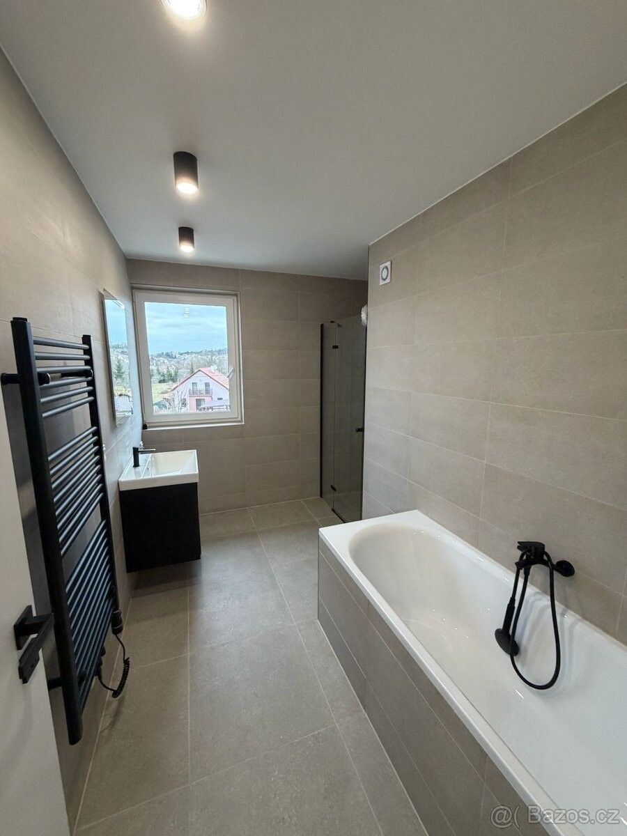 Byty, Kunovice, 686 04