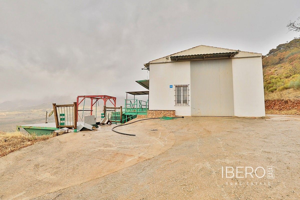 Rodinný dům · 239 m² · Alfarnatejo, ES - 3