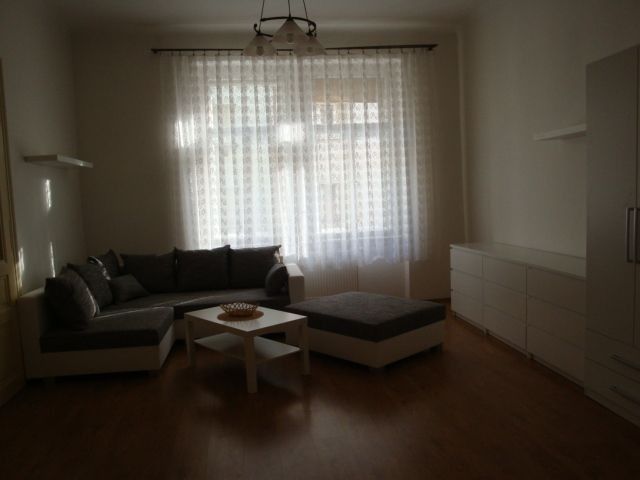 3+1, Vrázova, Praha - Smíchov, 95 m² - 2
