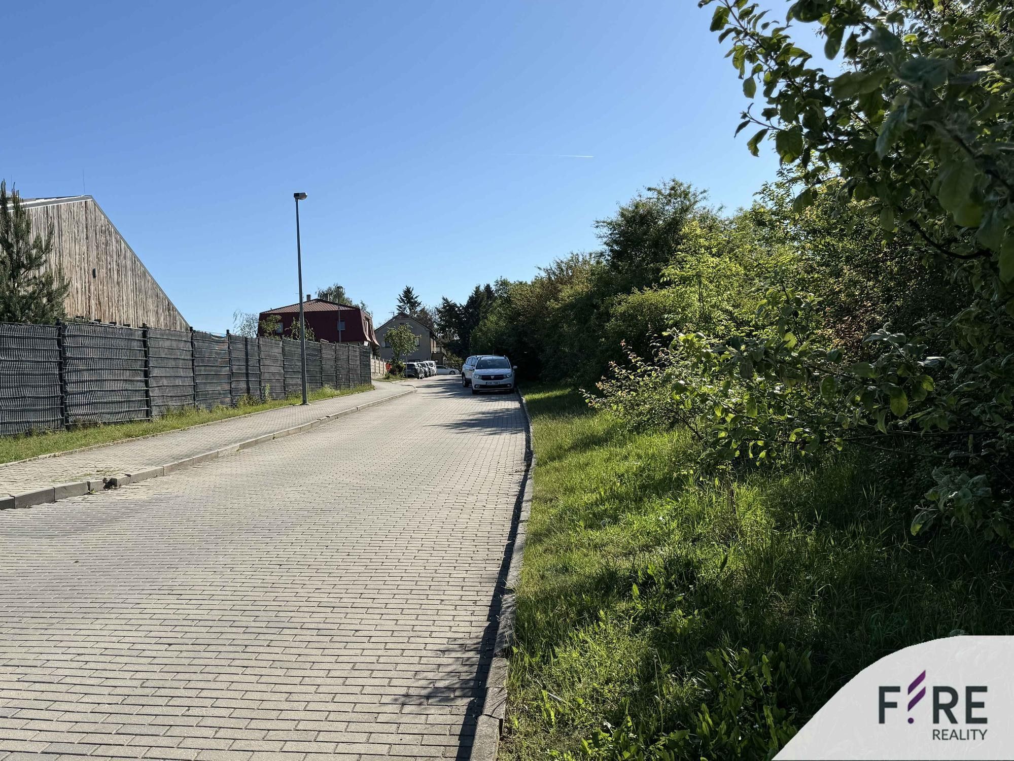 Prodej pozemek pro bydlení - Šeberov, Praha