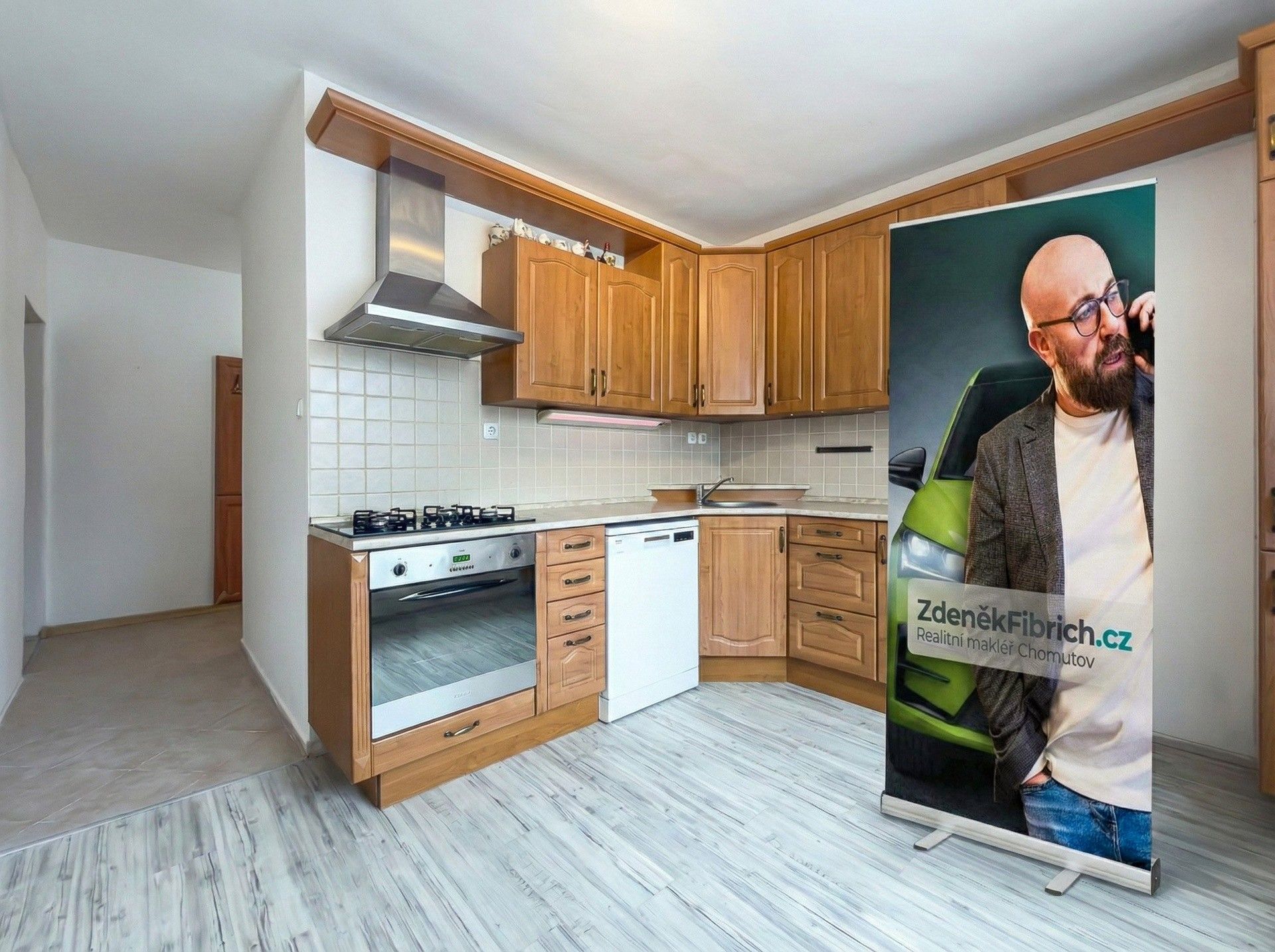 3+1, Kamenný vrch 5266, Chomutov, 76 m²