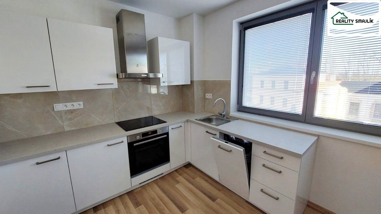 2+kk, Nádražní, Františkovy Lázně, 56 m²