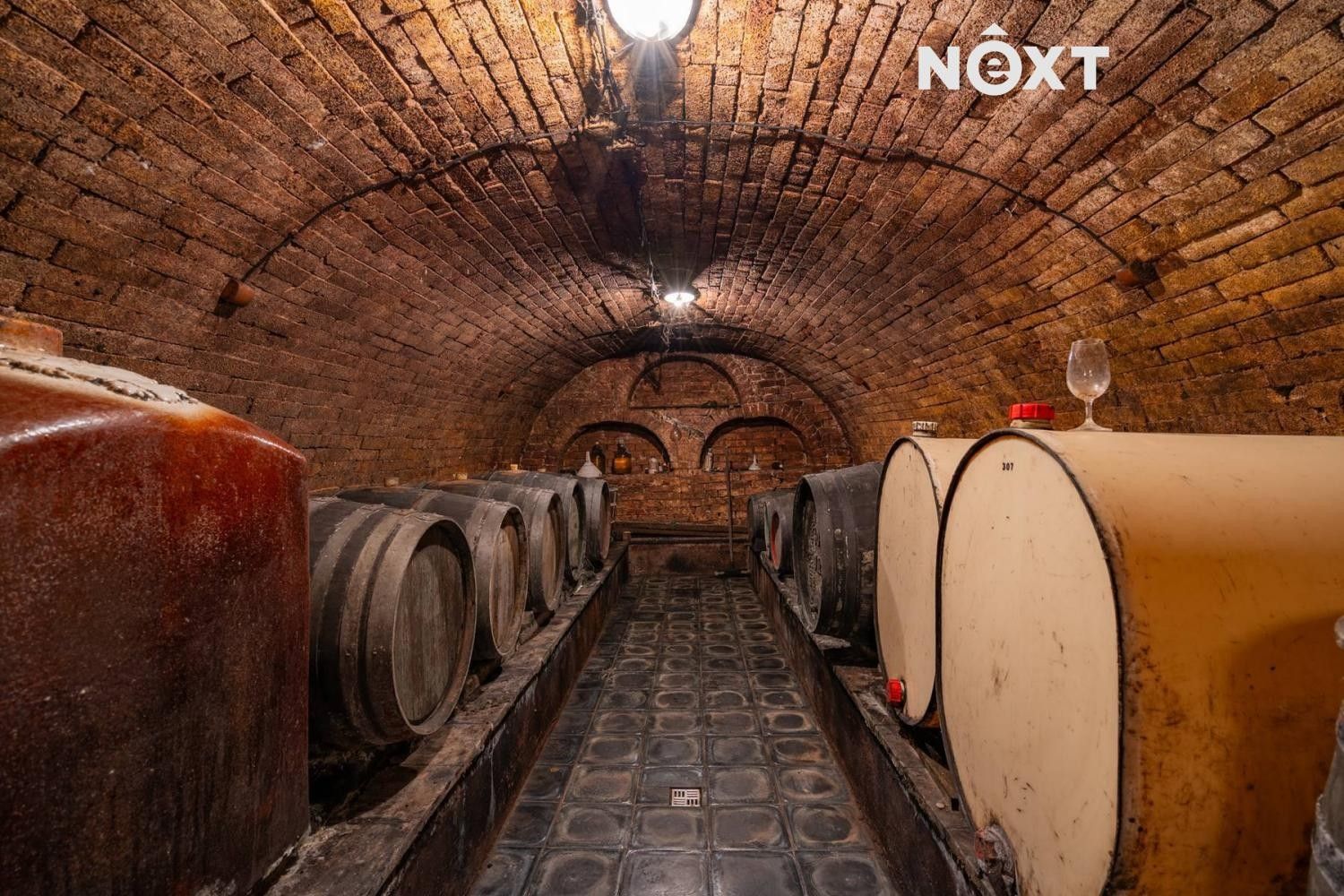 Restaurace, Mutěnice, 450 m²