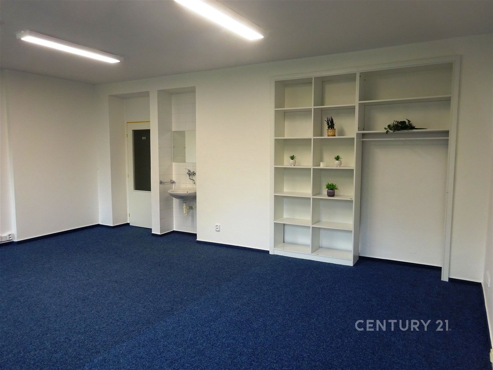 Kanceláře, Pod Šternberkem , Zlín Louky, 32 m² - 2