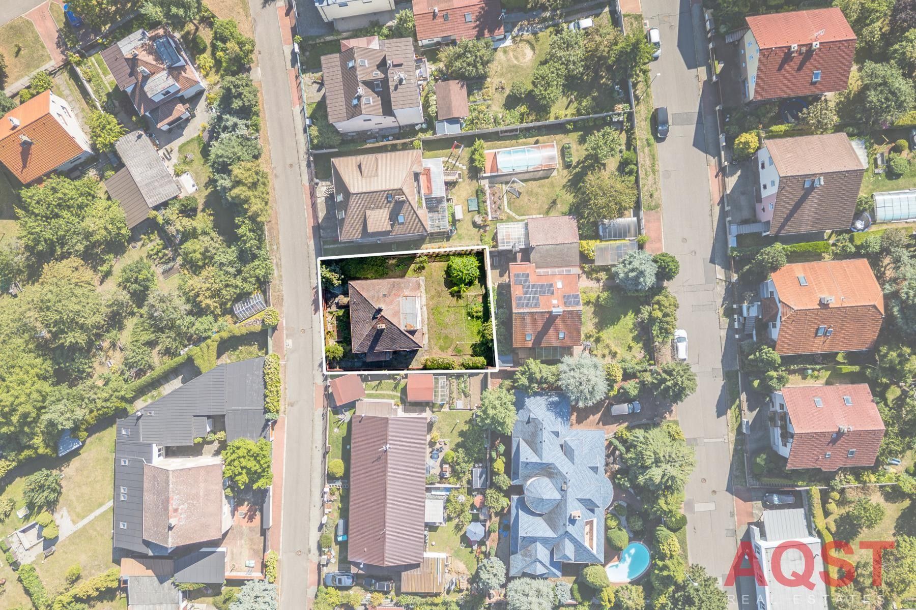 Rodinný dům · 212 m² · Jaroměřská  , Praha Horní Měcholupy - 4