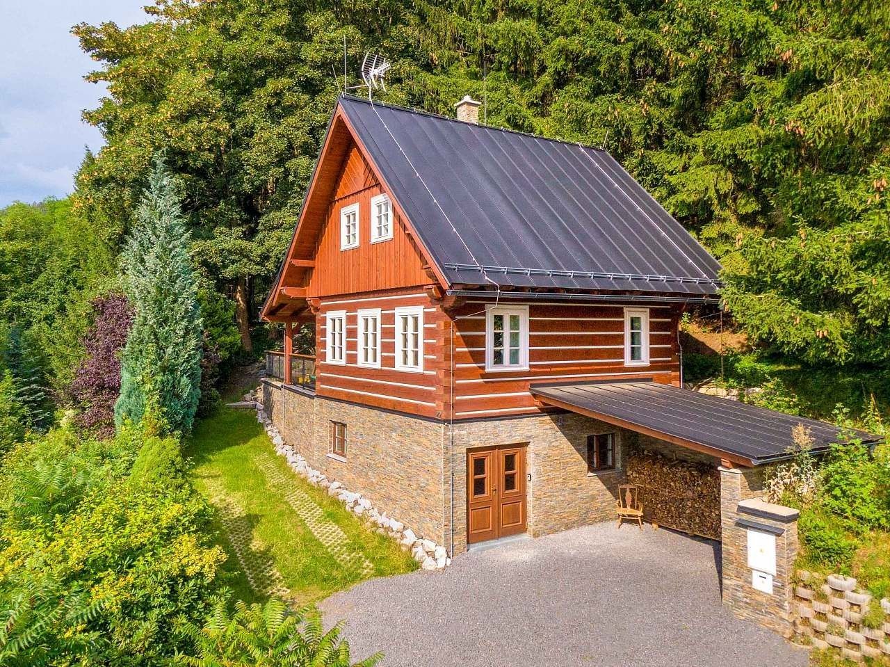 Chaty, Benecko - Mrklov, Liberecký kraj - 1