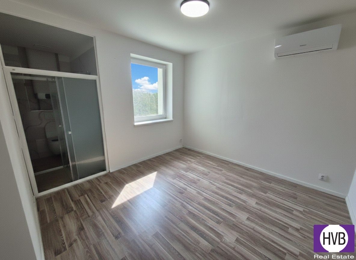 1+kk, Ruzyně, Praha, 15 m²