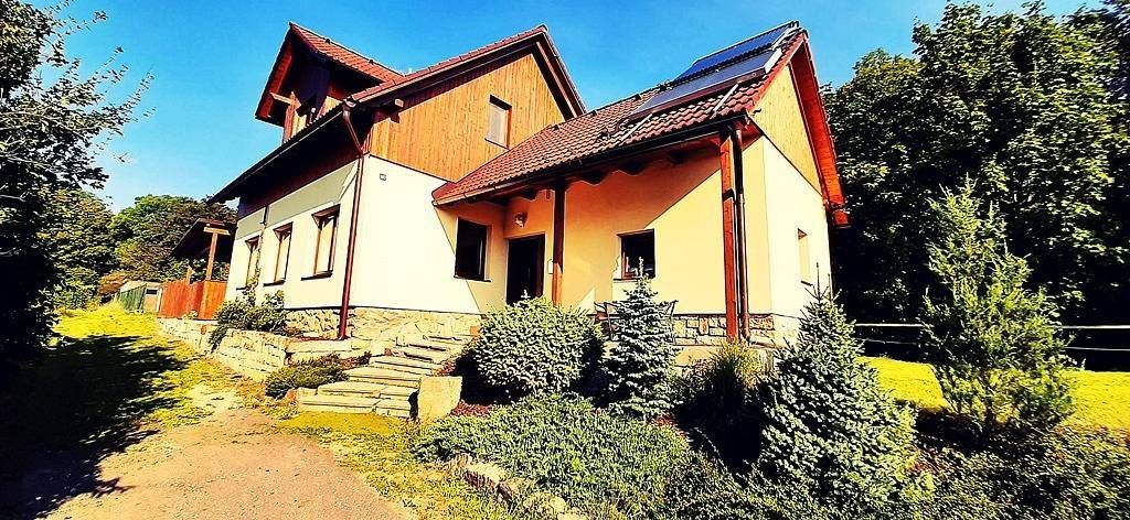 Chaty, Choustníkovo Hradiště, Královéhradecký kraj