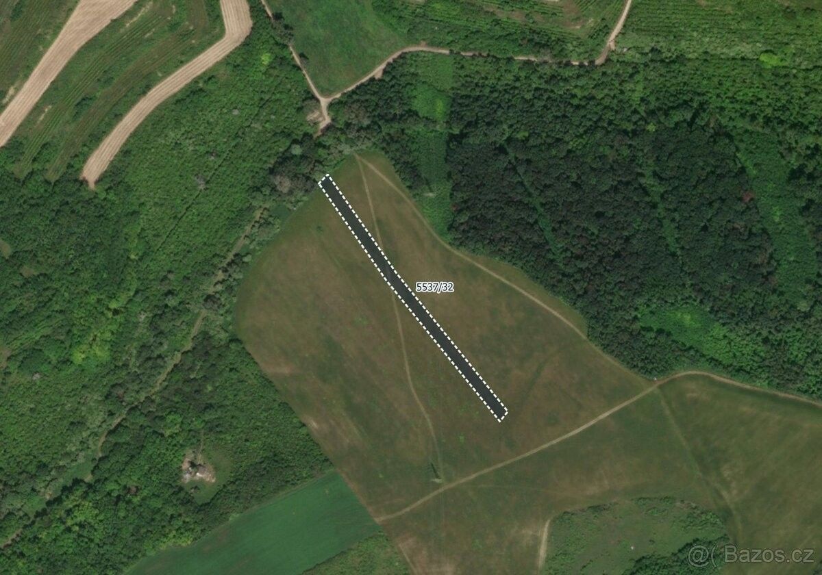 Prodej pozemek pro bydlení - Hustopeče u Brna, 693 01