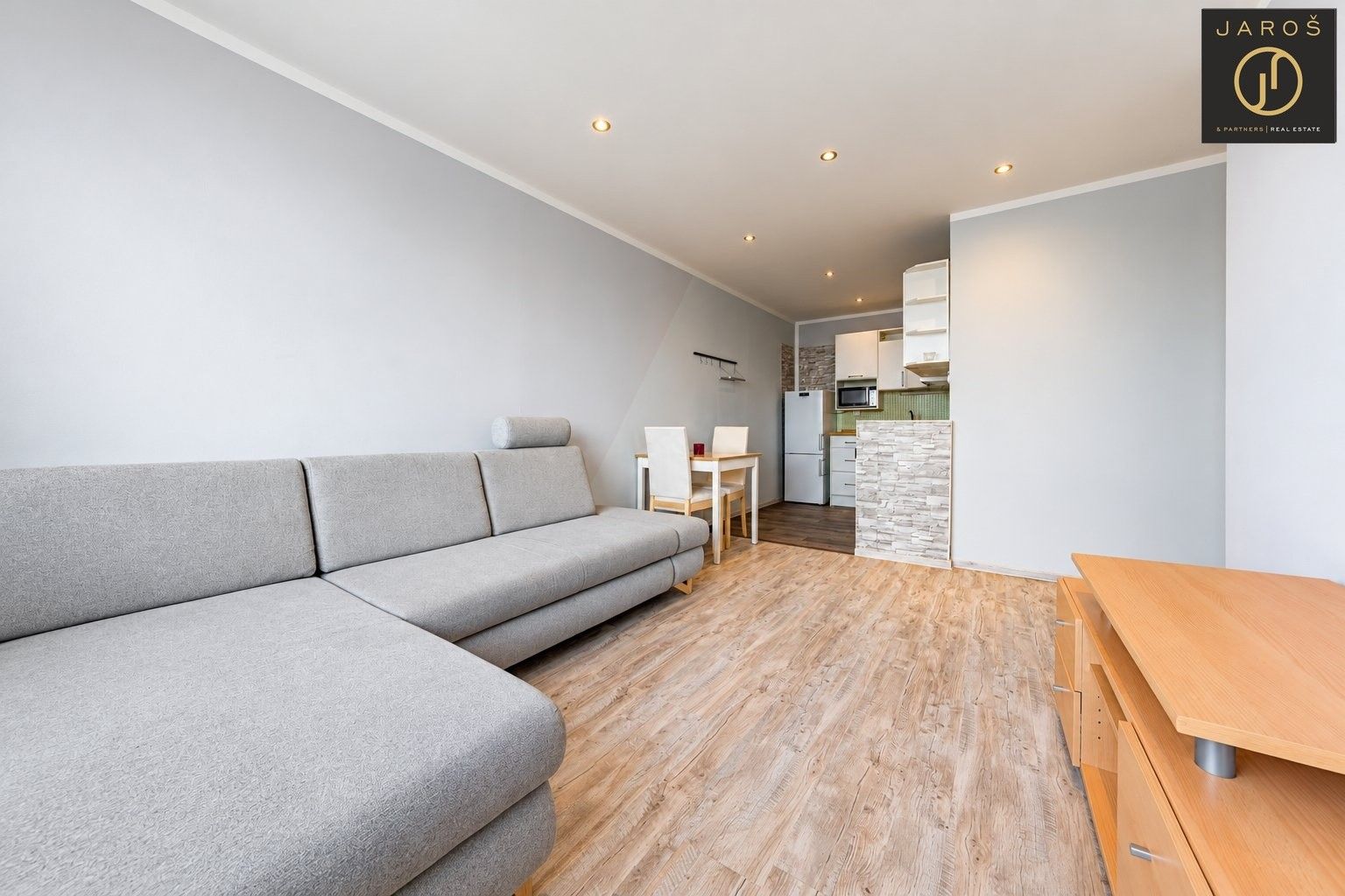 Prodej byt 2+kk - Vodárenská, Kladno Kročehlavy, 39 m² - 2