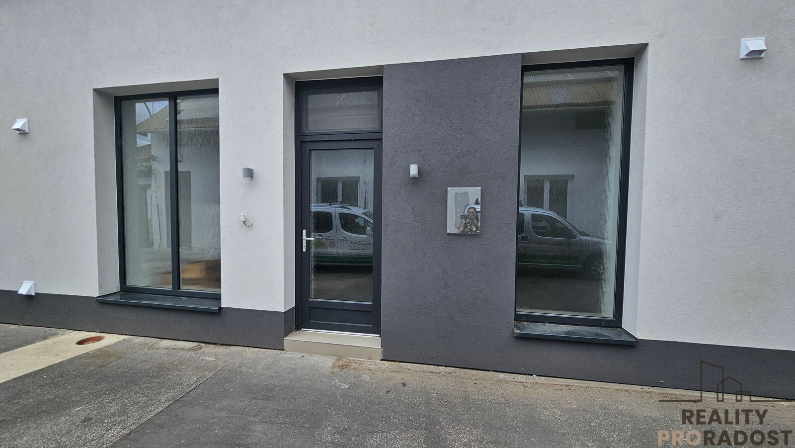 Komerční nemovitost · 33 m² · Kolískova 3842, Hodonín - 3
