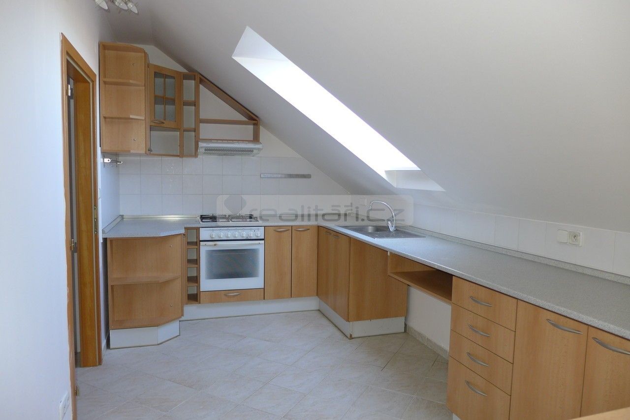 3+kk, Na Vápenicích, Plzeň, 98 m²