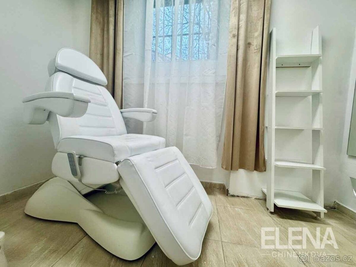 Pronájem obchodní prostory - Praha, 120 00