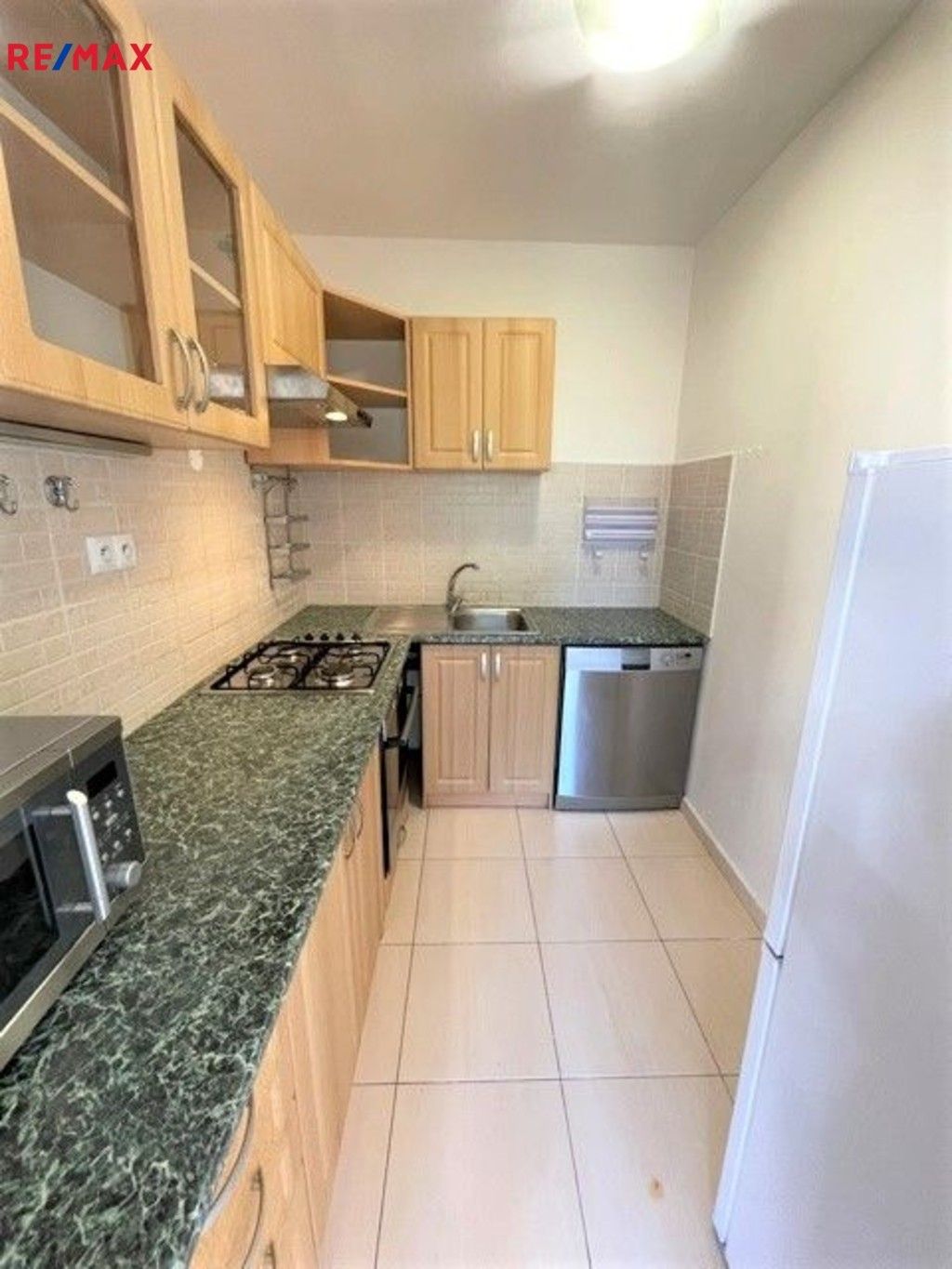 Pronájem byt 1+kk - Formánkova, Praha, 34 m²