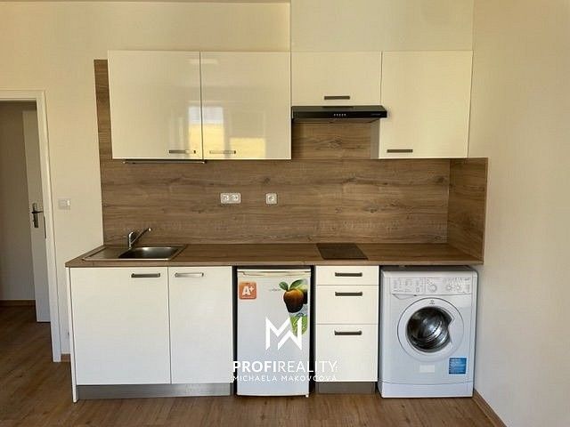 Byt 1+kk · 27 m² · Lovčenská, Praha 5 - Košíře - 4