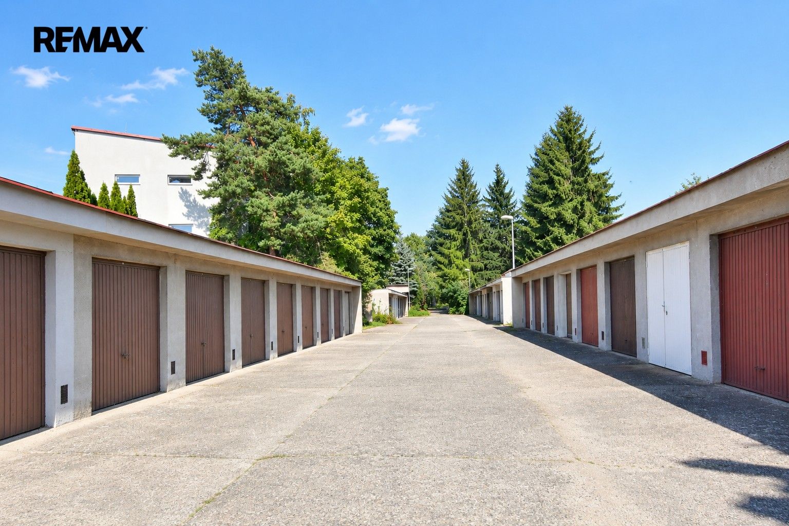Pronájem garáž - Hradec Králové, 23 m² - 5