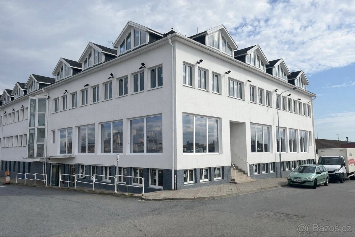 Obchodní prostory, Třebíč, 674 01