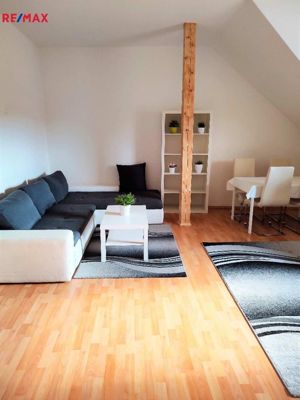 Prodej byt 3+kk - Břežany II, 63 m²