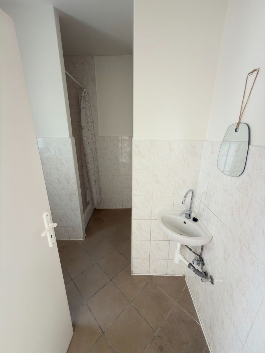Pronájem byt 1+kk - Zbynická, Praha - Radotín, 18 m² - 5
