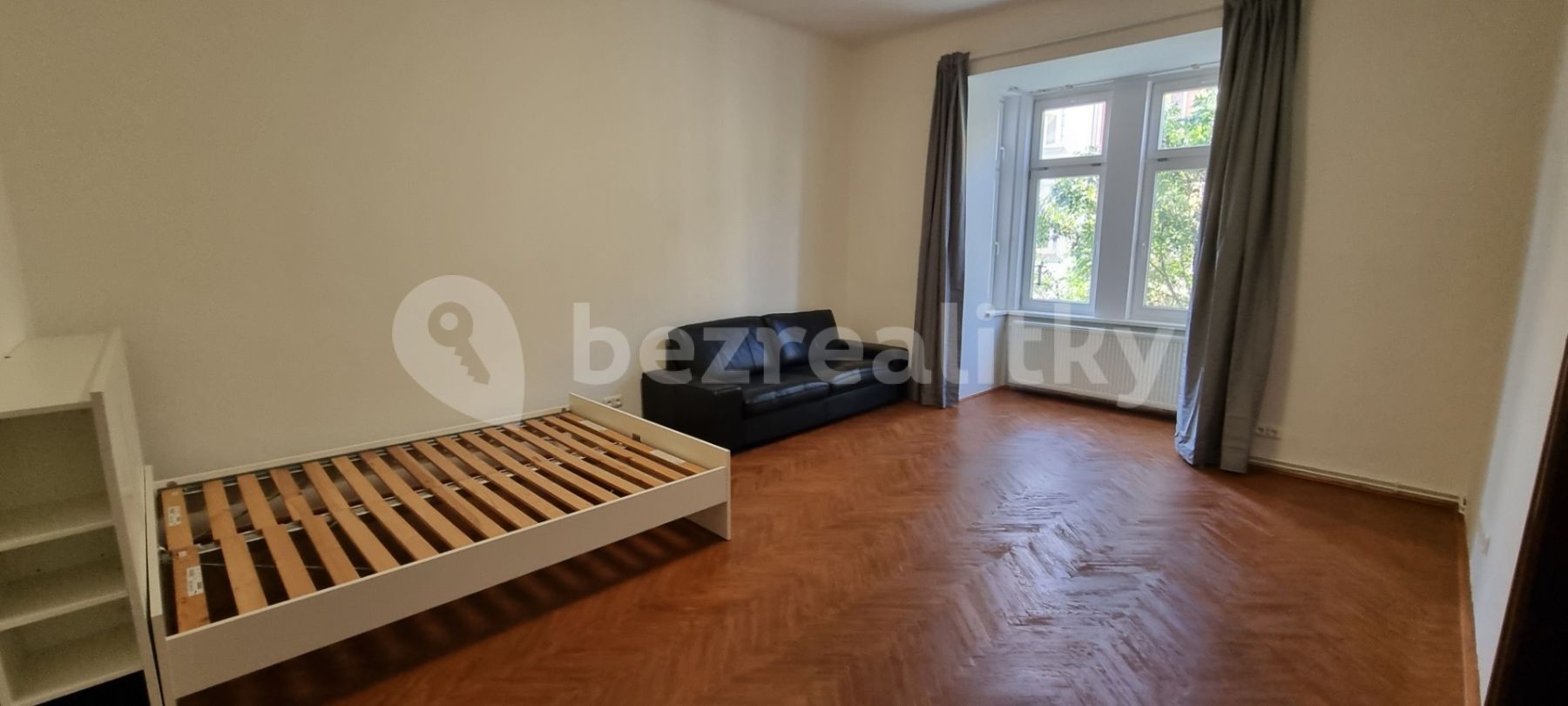 Pronájem byt 2+kk - Březinova, Praha - Karlín, 66 m² - 5