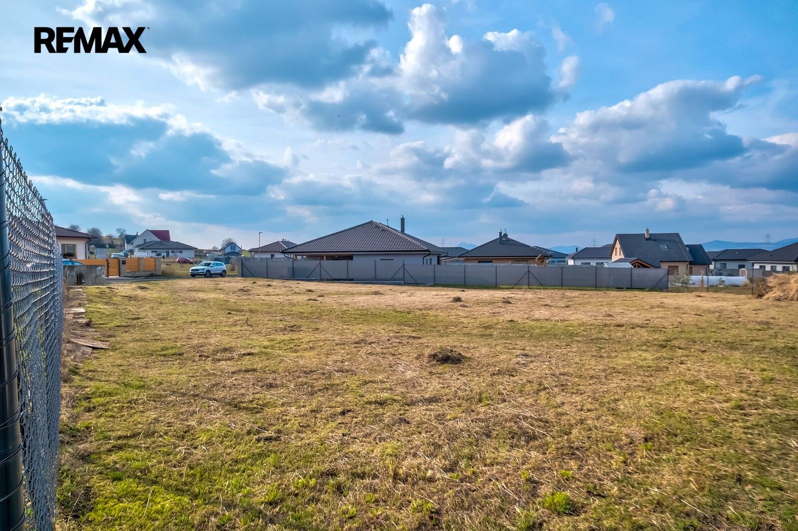 Pozemky pro bydlení, Hrobce, 1 104 m² - 2