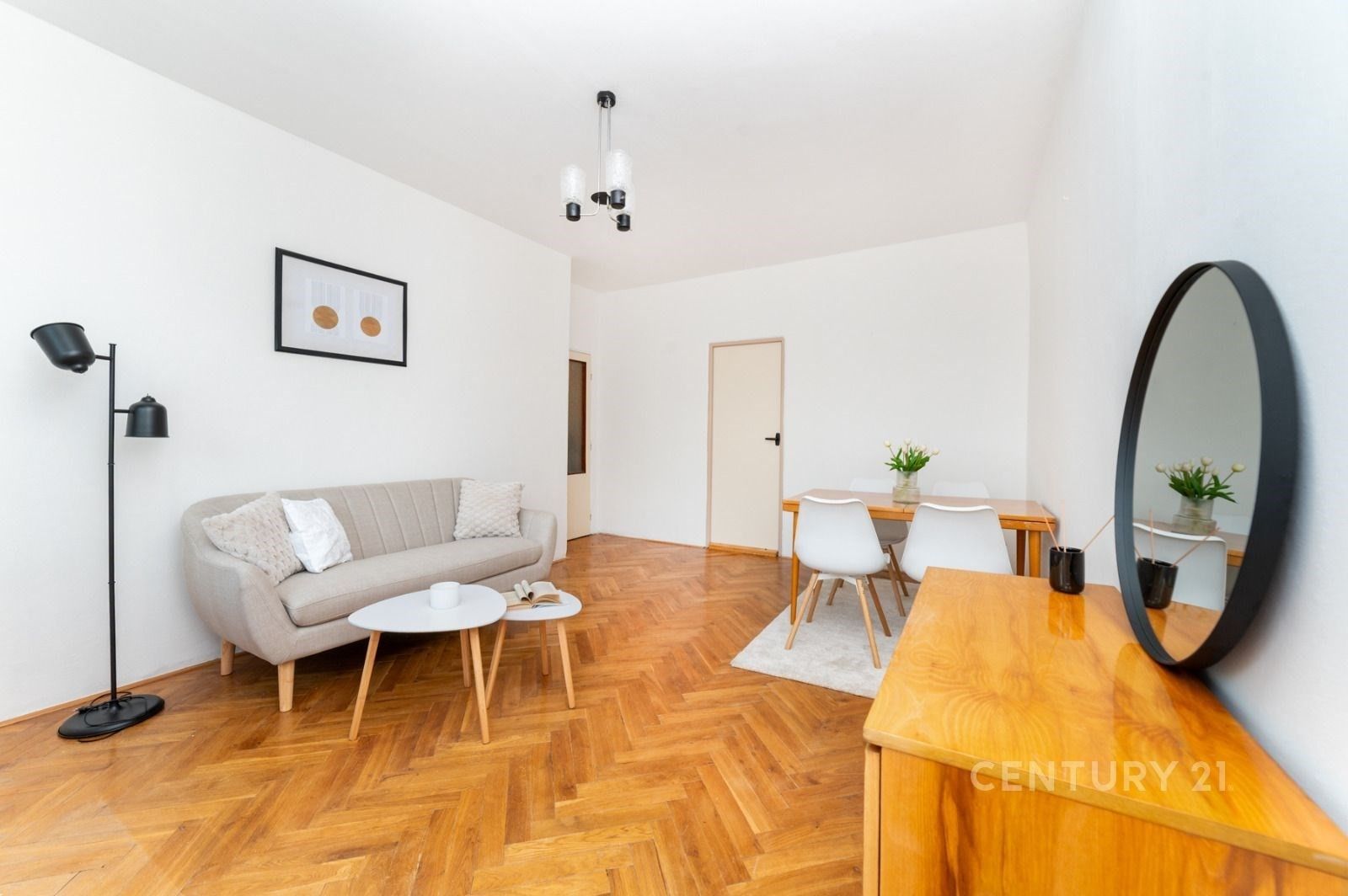 4+1, Nádražní, Jablunkov, 80 m² - 1