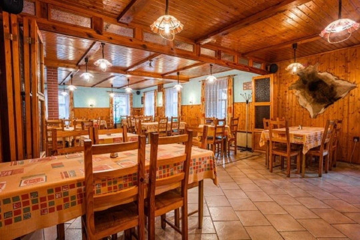 Prodej restaurace - Svijanský Újezd, 863 m²