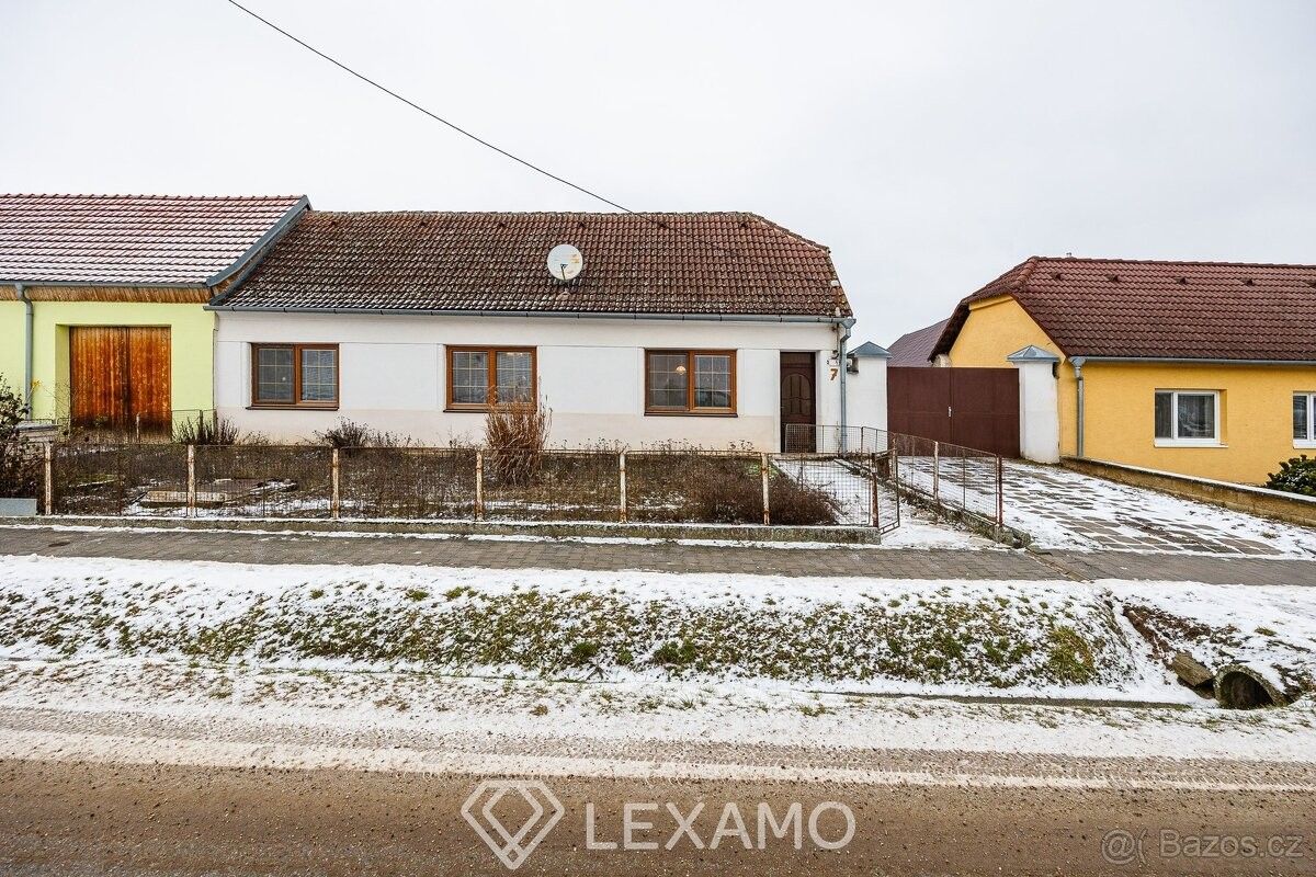 Rodinné domy, Hostěradice, 671 71