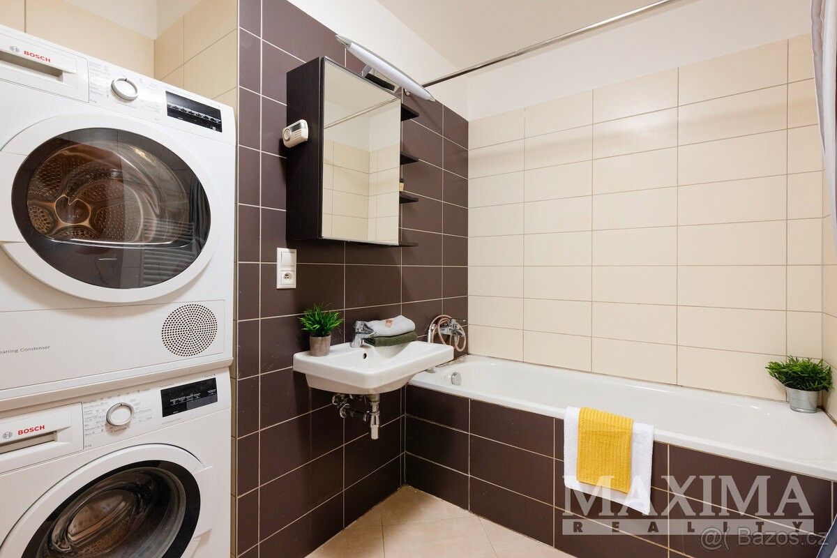 Prodej byt - Praha, 100 00