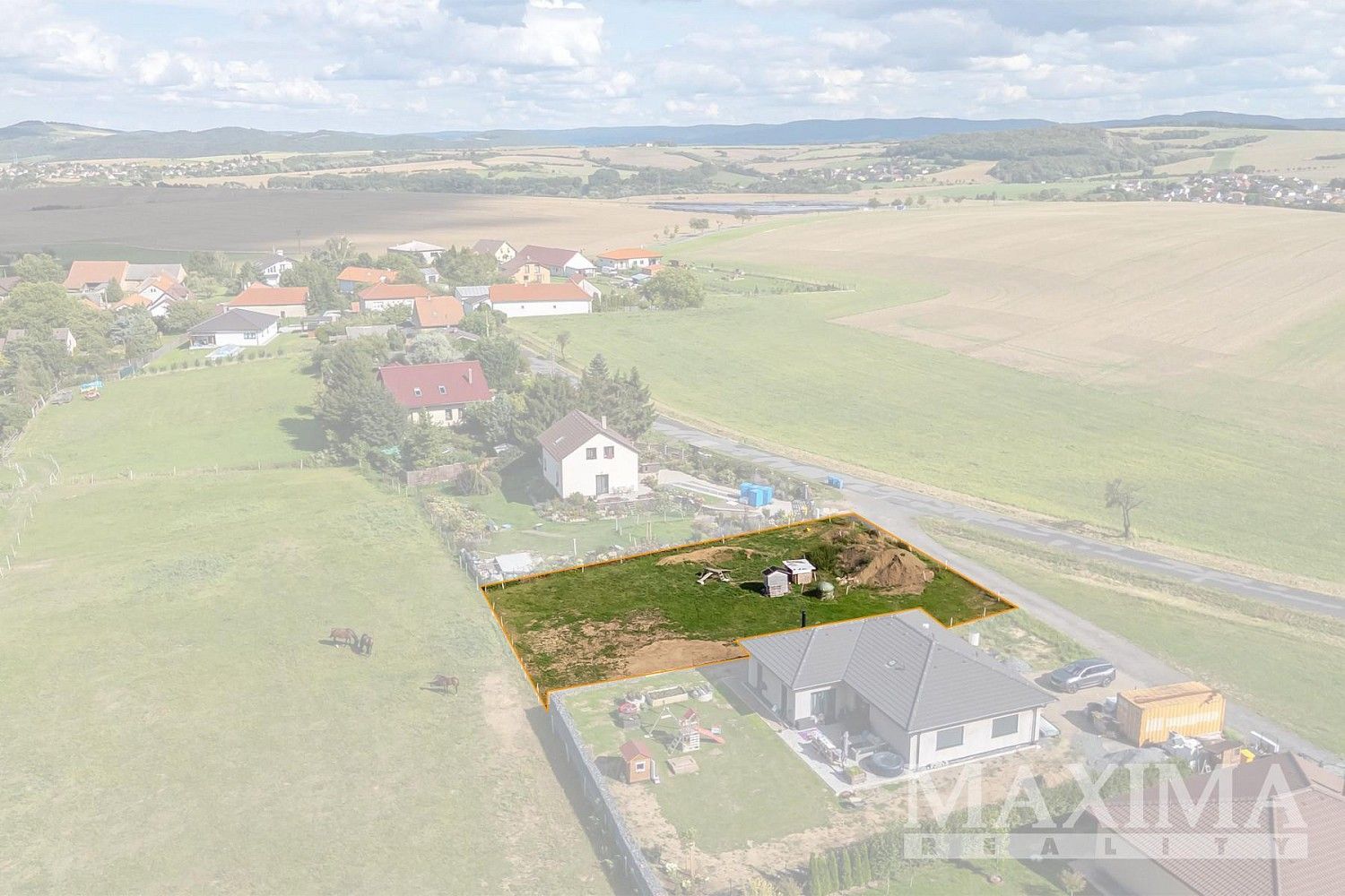 Prodej pozemek pro bydlení - Chlustina, okres Beroun, Středočeský kraj - 2