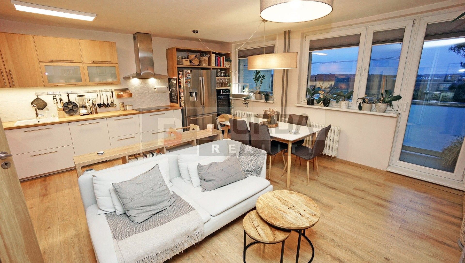 Prodej byt 4+kk - Neratovice, 84 m²