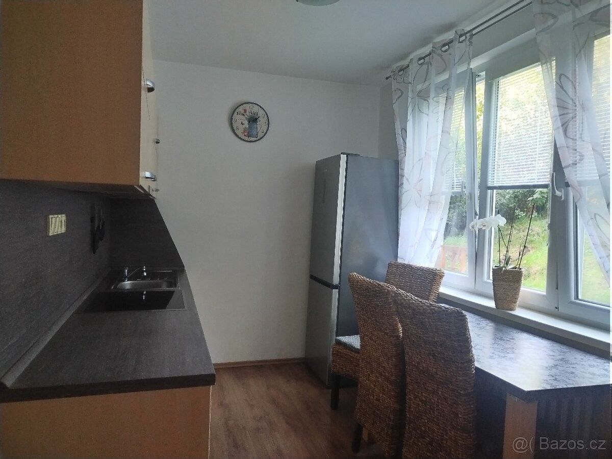 Byty, Karlovy Vary, 360 01