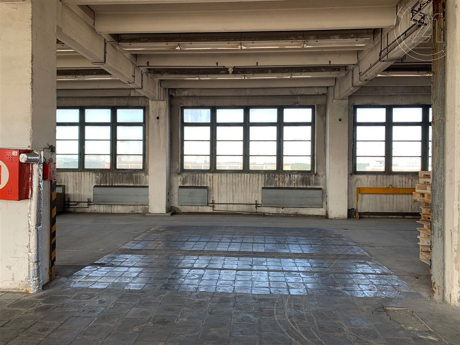 Pronájem sklad - Komenského  , Chropyně, 1 m²