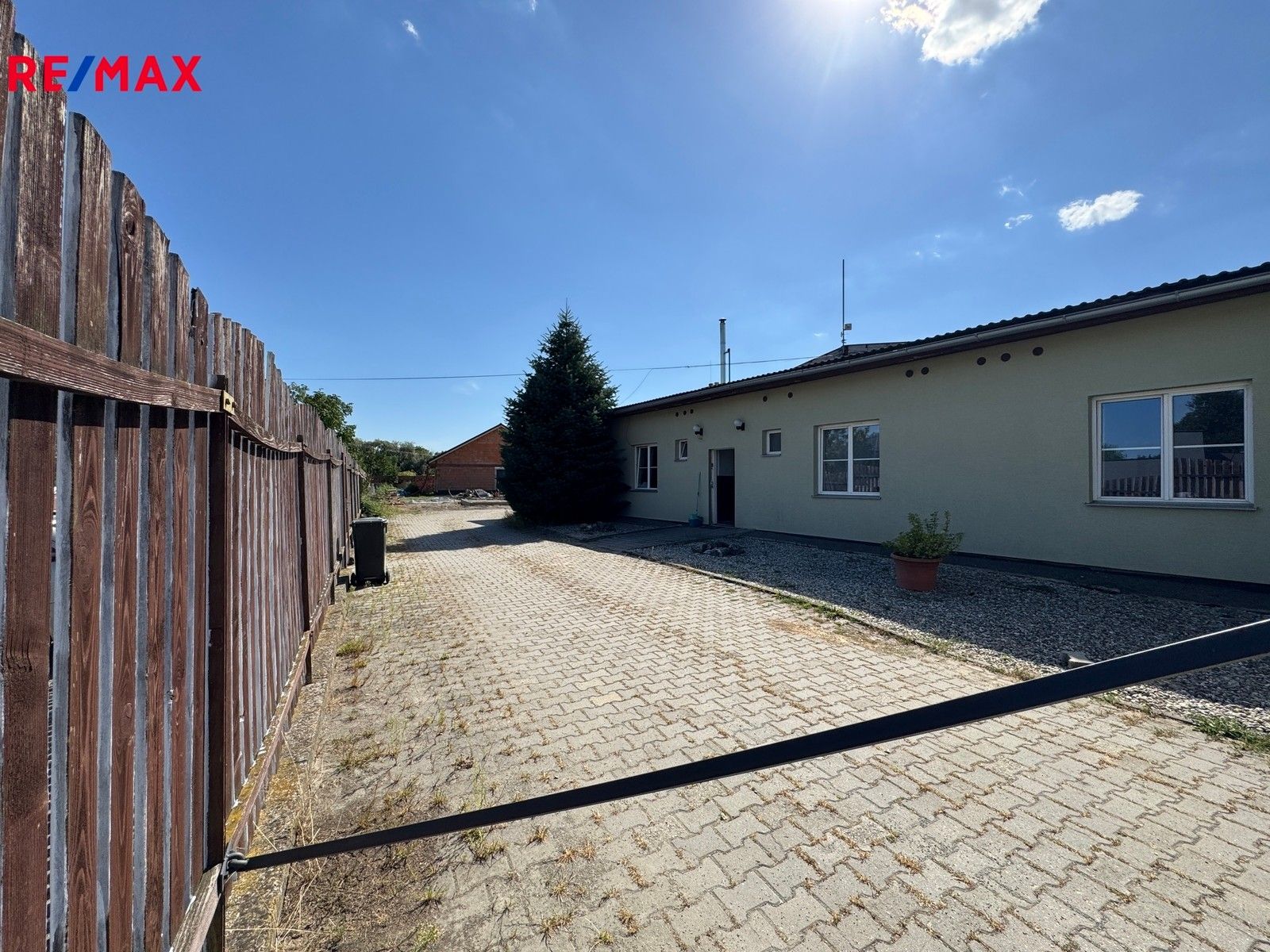 Prodej výrobní prostory - Loučany, 1 m²