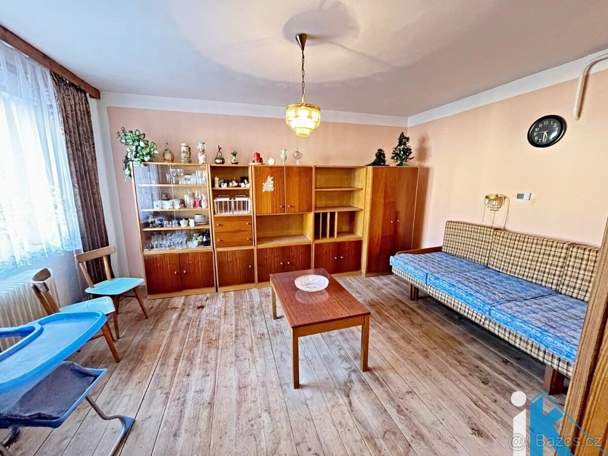 Prodej rodinný dům - Ptení, 798 43