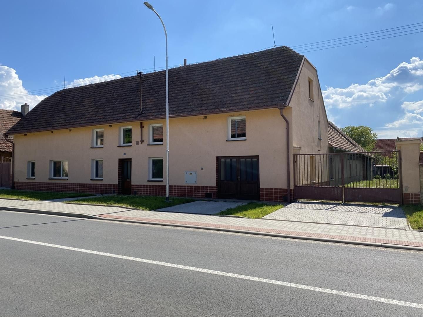 Prodej rodinný dům - Vraclav, 400 m² - 2