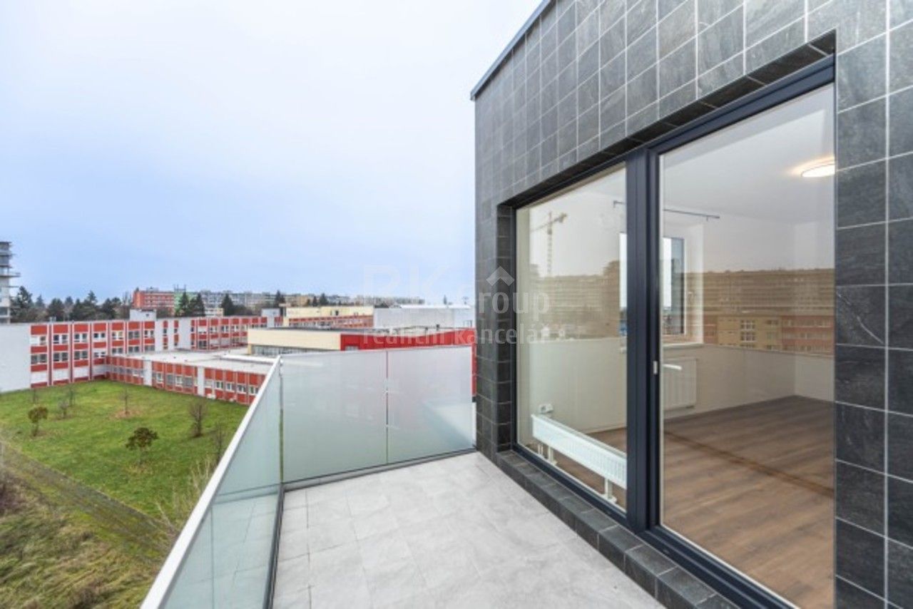 Pronájem byt 3+kk - Nad Krocínkou, Praha, 83 m²