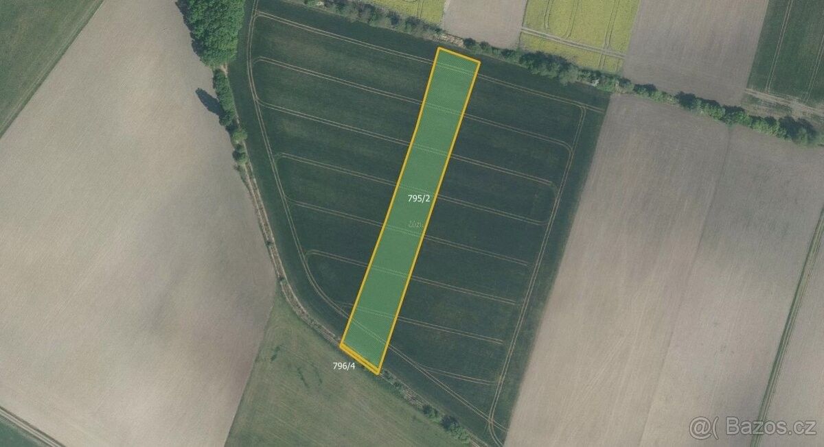 Prodej pozemek pro bydlení - Uhersko, 533 73