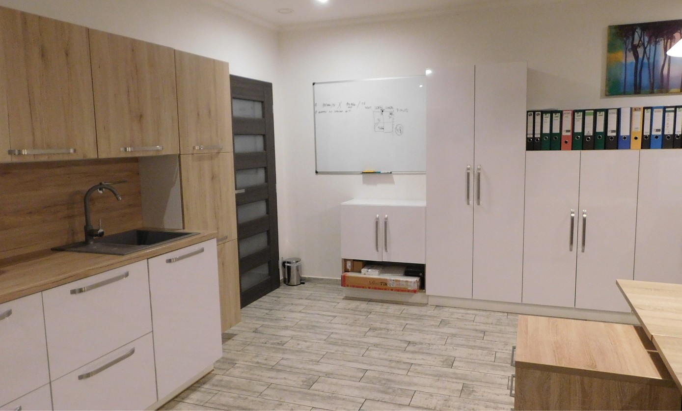 Kanceláře, Pod Lipami, Bruntál, 27,4 m² - 1