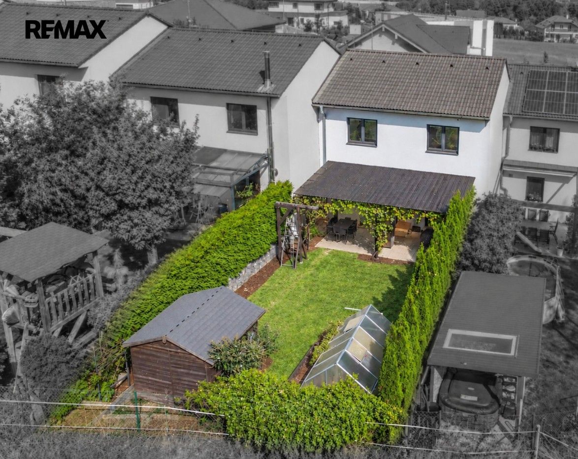Rodinné domy, Petrovy Vrchy 63, Popovičky Chomutovice, 108 m² - 2
