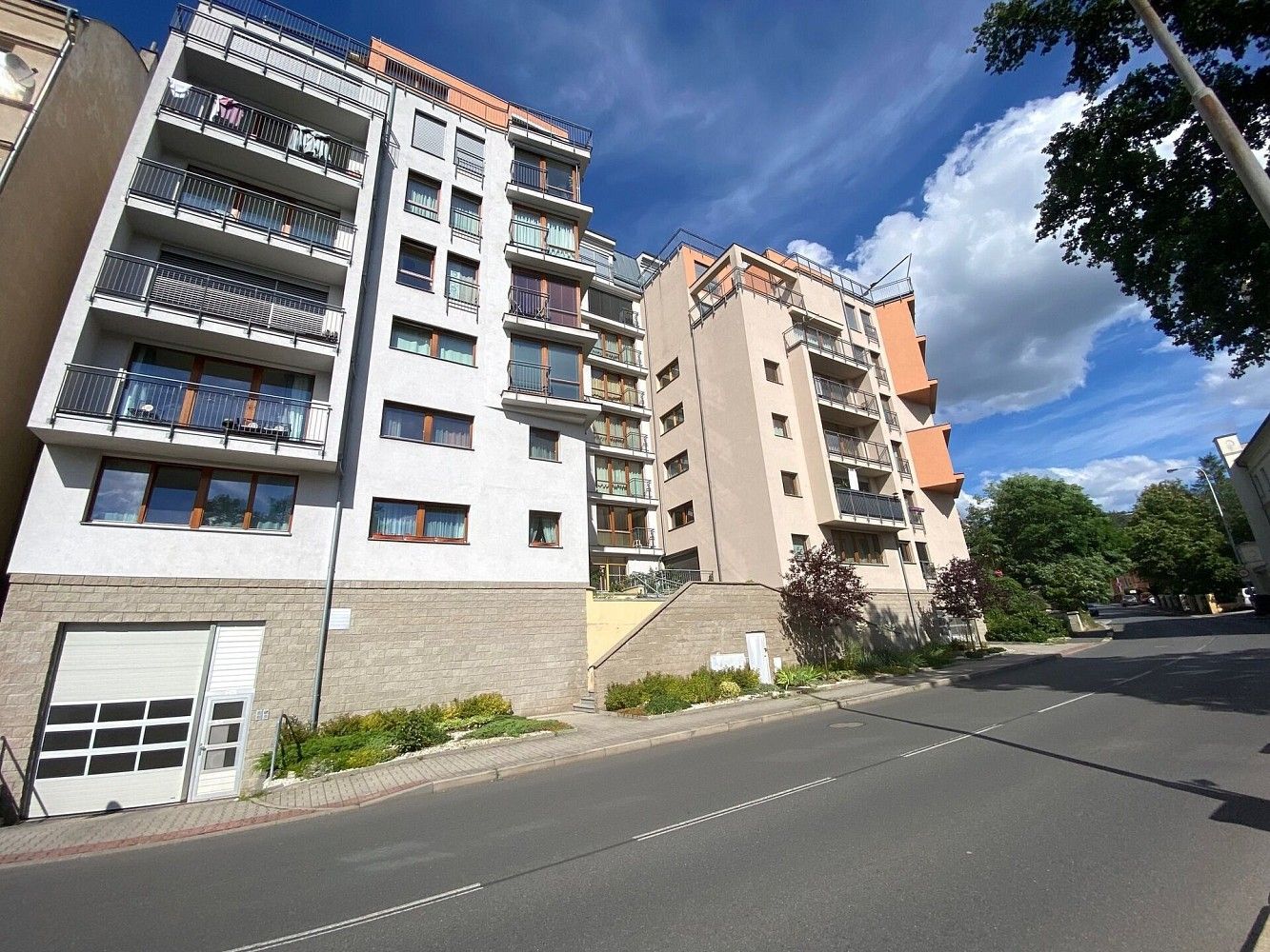 Byt 2+kk · 68 m² · Karlovy Vary, Karlovarský kraj - 3