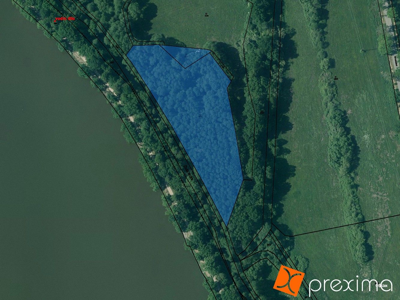 Pozemek, 975 m²