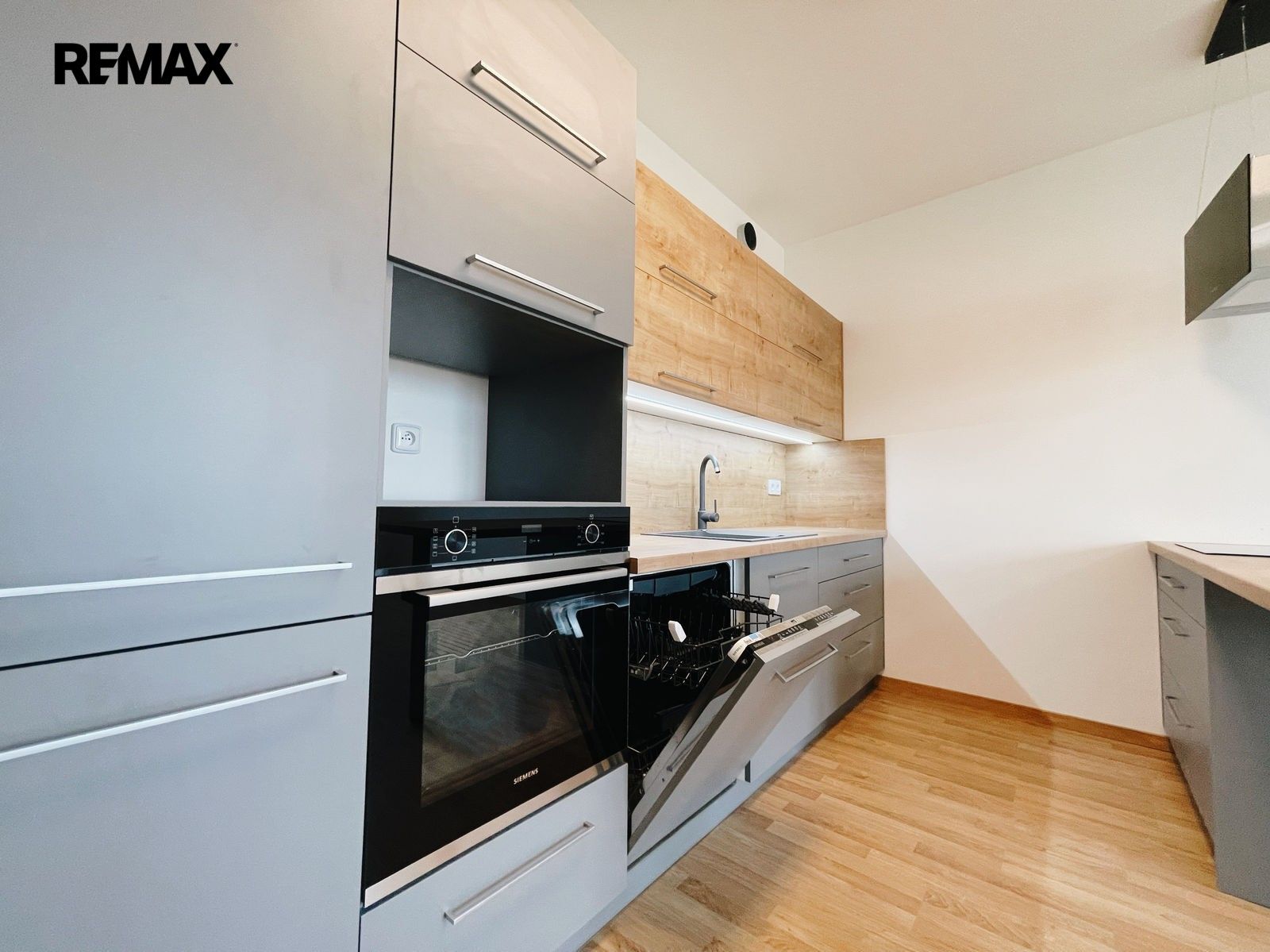 Byt 2+kk · 55 m² · Stočesova 1168, Praha Ruzyně - 3