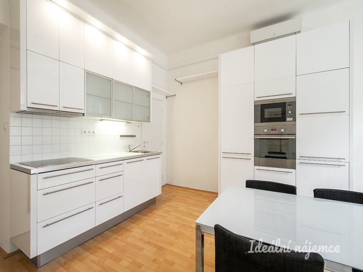 2+kk, Krymská, Praha, 51 m² - 1