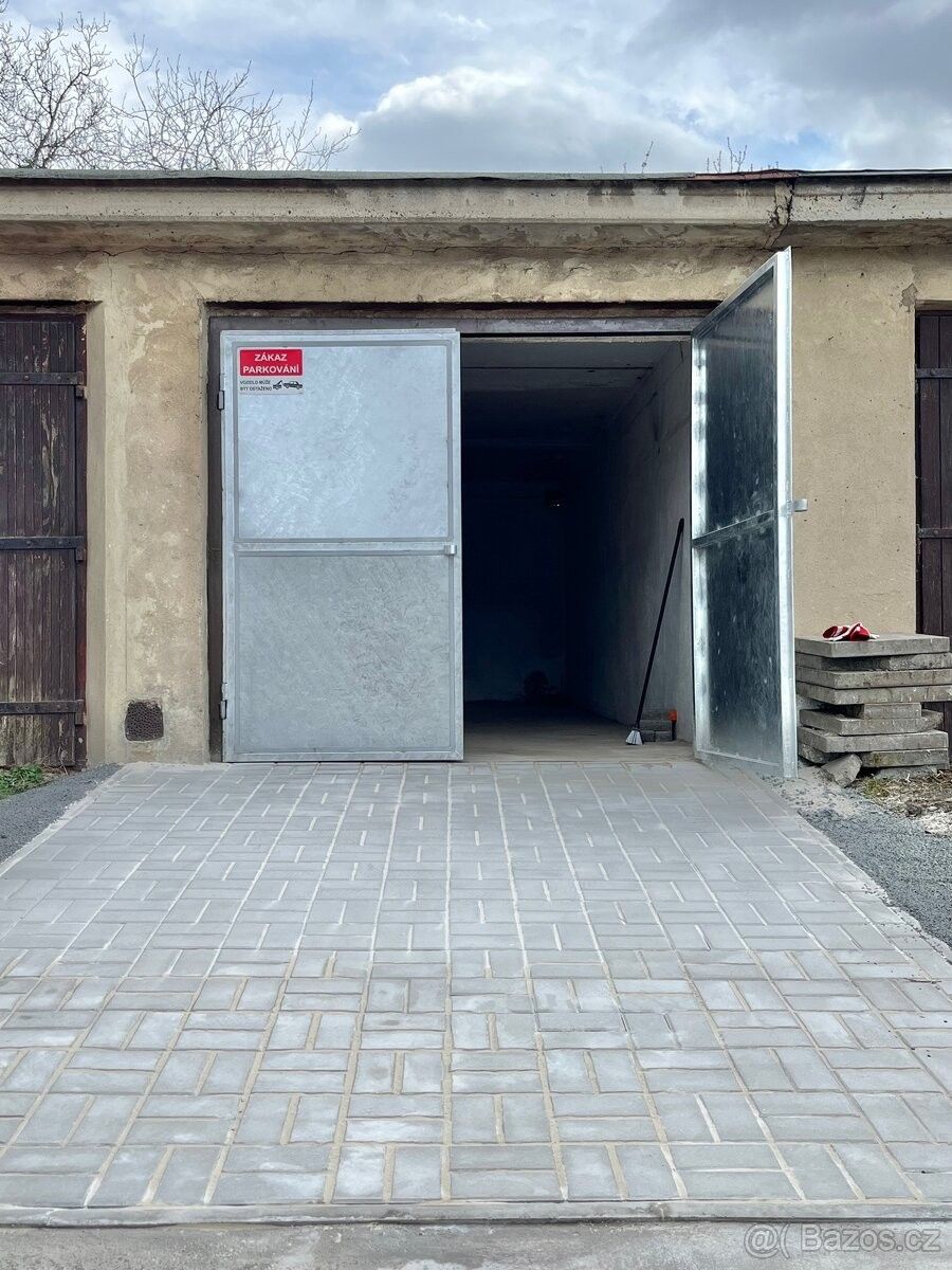 Garáže, Most, 434 01