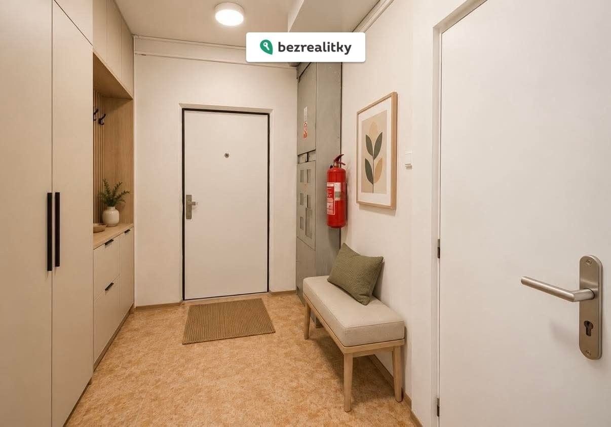 Prodej byt 2+1 - Krhanická 718, Praha Kamýk, 60 m² - 5