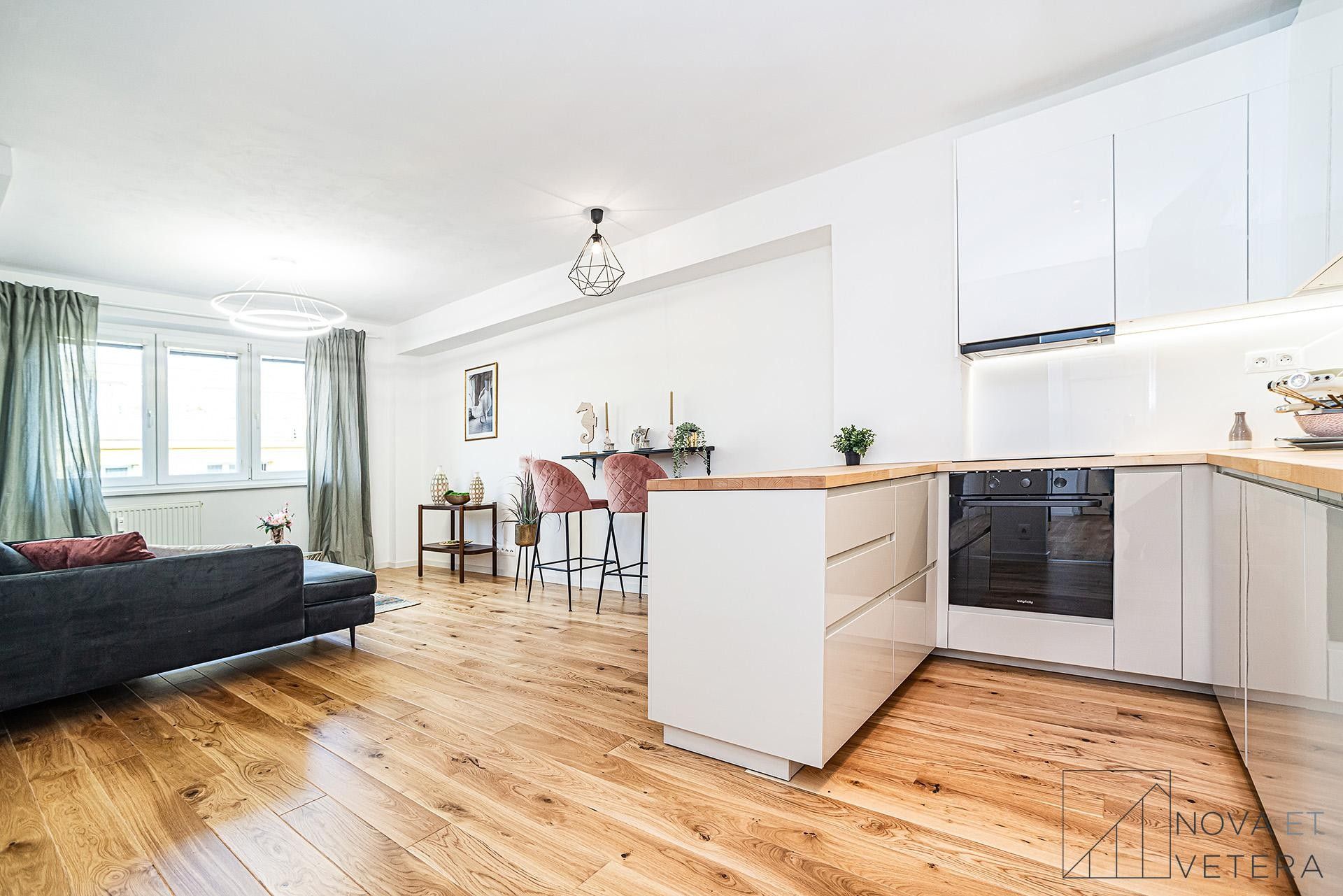 Prodej byt 5+kk - Feřtekova, Praha, 88 m²