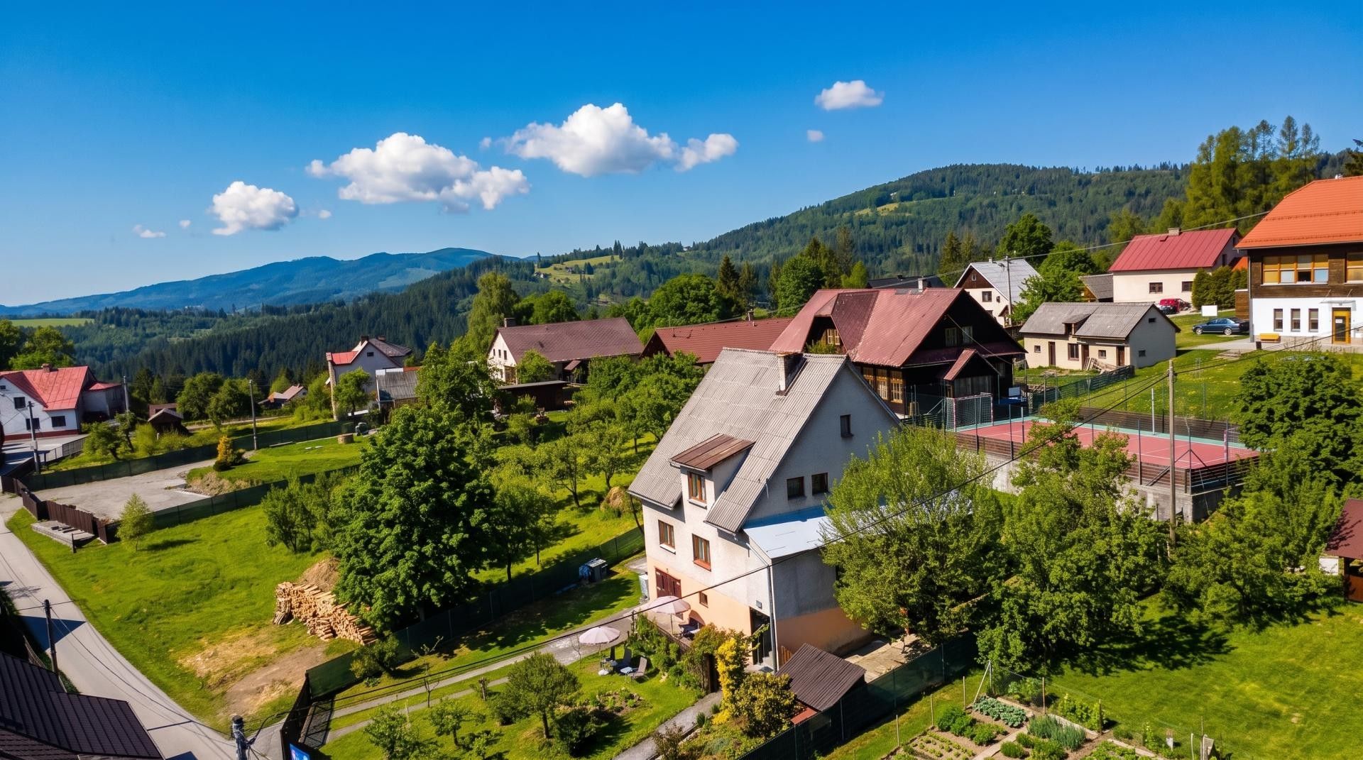 Rodinné domy, Hrčava, 280 m² - 2