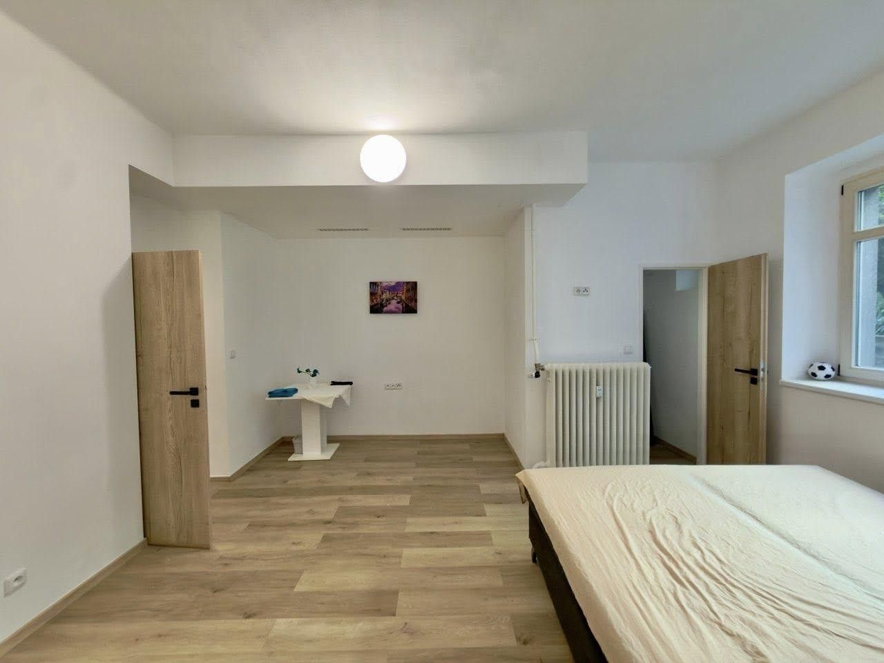 Byt 1+1 · 40 m² · 5. května, Praha - 4